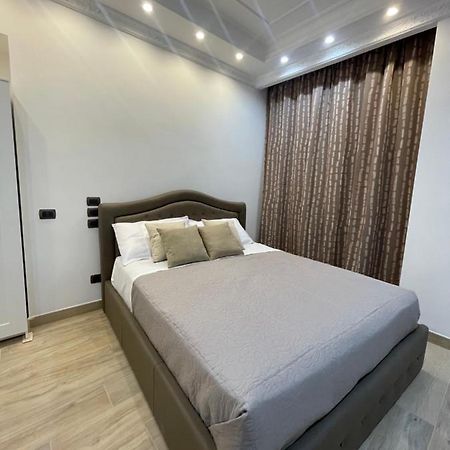 Le Chic Rooms Неаполь Екстер'єр фото